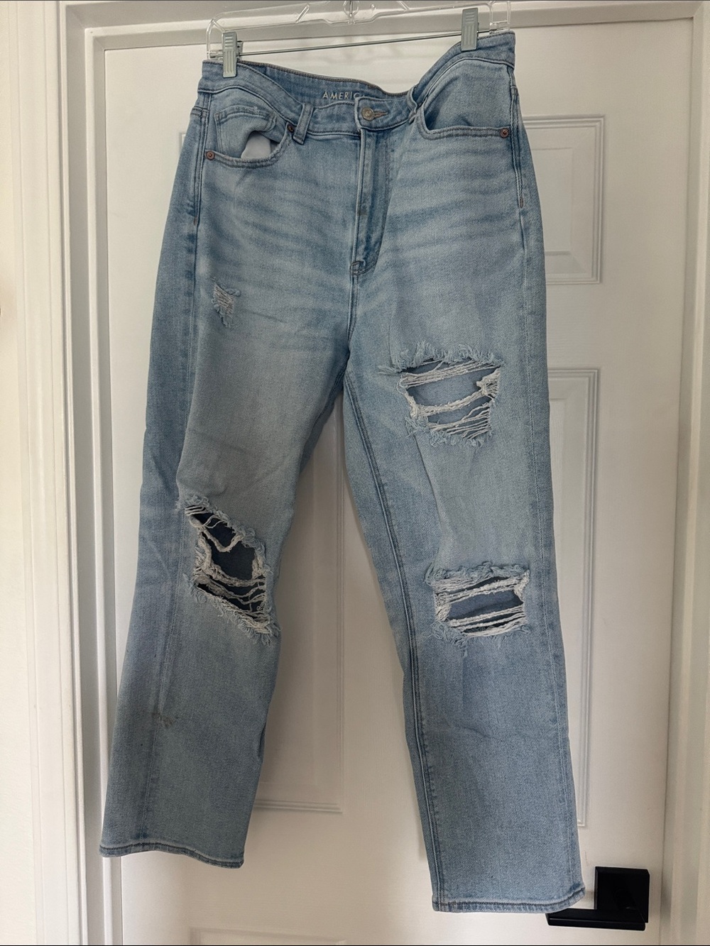 American Eagle Outfitters Light Blue Distressed Straight Leg Jeans